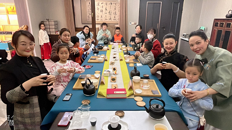 ���f��Ů��I(y��)���̕�(hu��)(li��n)�ϼ����ò��^�_չ�ك��H�Ӳ�Y���(d��ng)