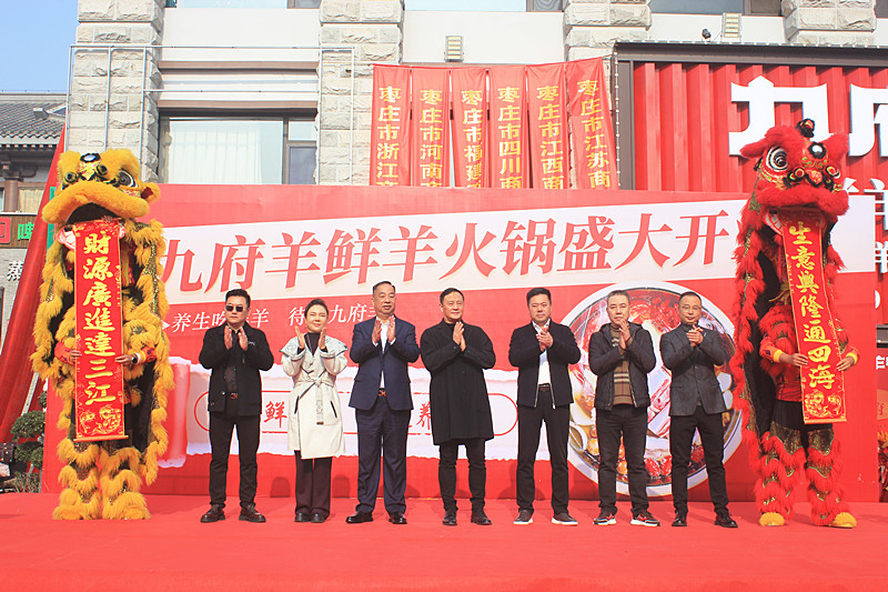 �B(y��ng)�����������Ÿ����r����������Ȫ����ʽ�_�I(y��)����ʳʢ����u